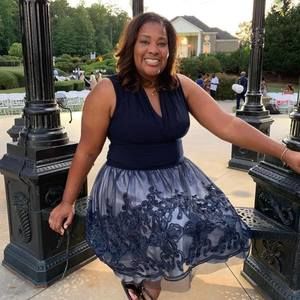 Meet your Posher, Jacqueline